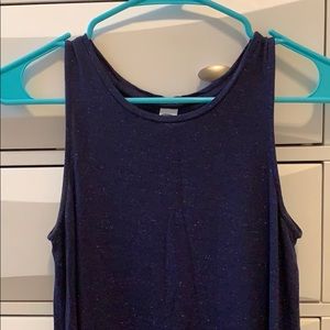Blue sparkle tank
